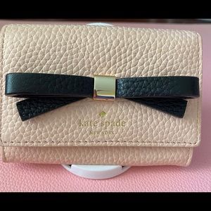 Small Kate Spade wallet